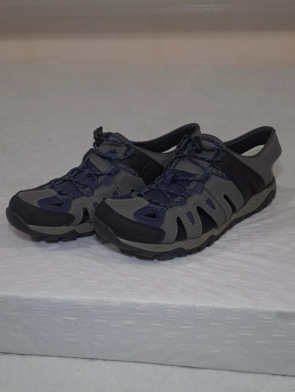 Men's Gray/Black/Blue Athletic Sandals - Synthetic Upper Size 11 Ozark Trail